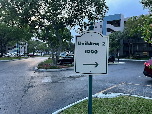 1000 Colony Point Cir Unit 302, Pembroke Pines, FL 33026 - exterior view of parking