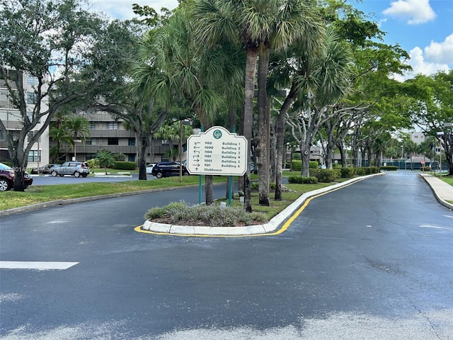 1000 Colony Point Cir Unit 302, Pembroke Pines, FL 33026 - view of asphalt street with curbs