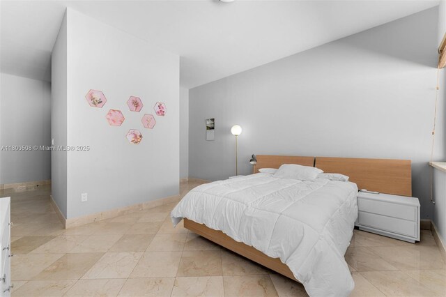 9500 SW 60th Ct, Pinecrest, FL 33156 - bedroom featuring baseboards