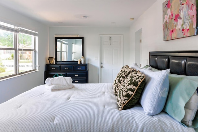 1649 NE 8th Ave, Fort Lauderdale, FL 33305 - view of bedroom