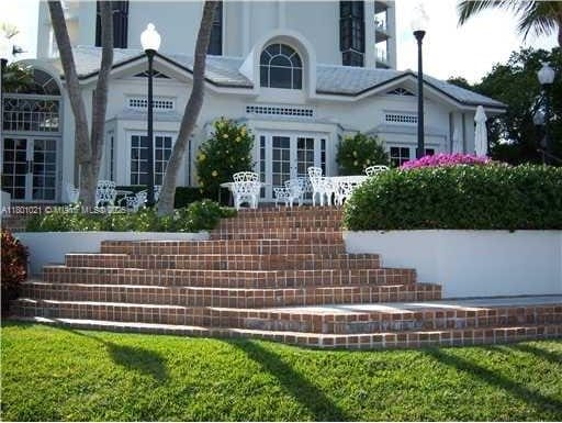 1530 NE Quayside Ter Unit A1, Miami, FL 33138 - back of property with french doors