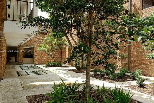1530 NE Quayside Ter Unit A1, Miami, FL 33138 - view of yard