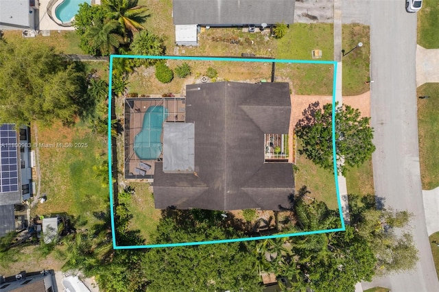 735 SW 158th Ter, Sunrise, FL 33326 - aerial view of property and surrounding area with property parcel outlined and a pool area