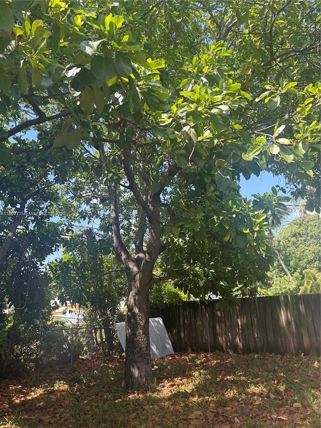 2530 Washington St, Hollywood, FL 33020 - view of yard featuring fence