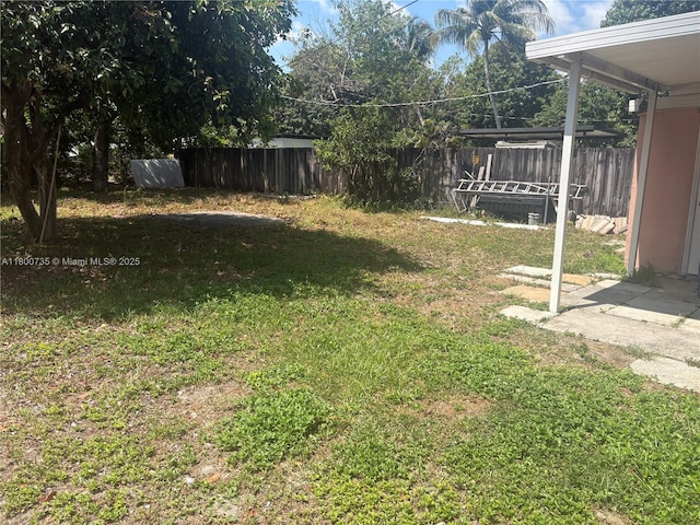 2530 Washington St, Hollywood, FL 33020 - view of yard