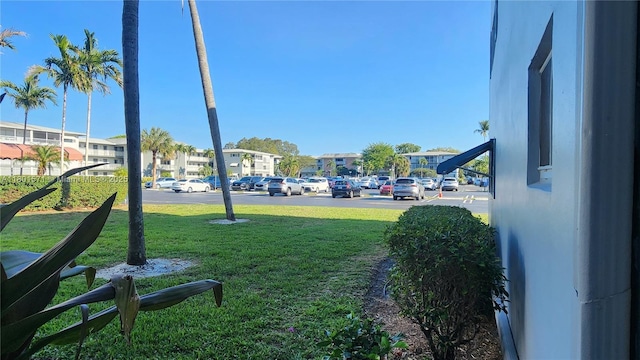 981 Hillcrest Ct Unit 114, Hollywood, FL 33021 - view of home's community with a yard and a residential view