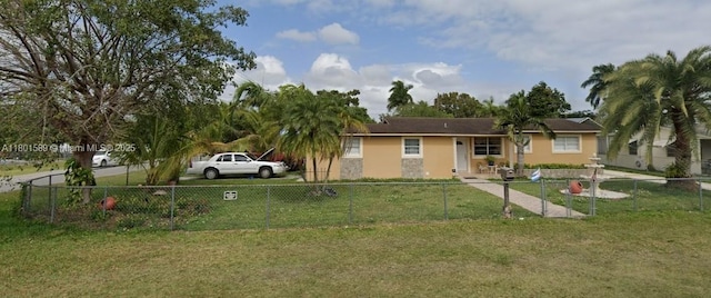 545 NW 10th St, Homestead, FL 33030 - view of front of house with stucco siding