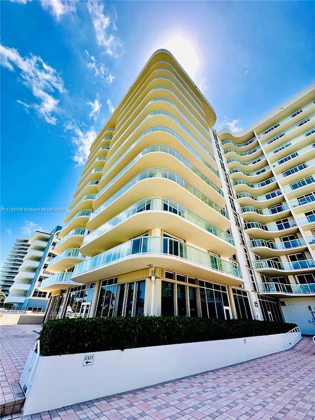 8855 Collins Ave Unit 7H, Surfside, FL 33154 - photo 2