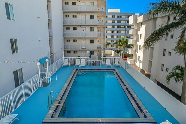1345 Lincoln Unit 1006, Miami Beach, FL 33139 - view of community pool