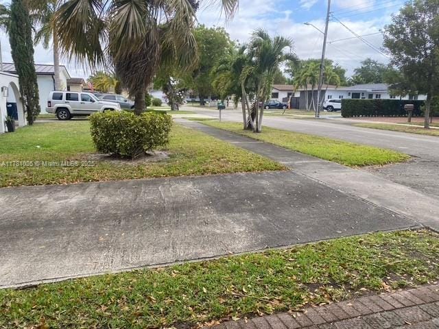 5244 SW 89th Ave, Miami, FL 33165 - view of grassy yard