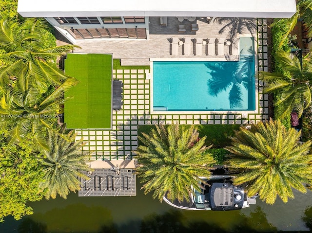 521 Holiday Dr, Hallandale Beach, FL 33009 - drone / aerial view of a pool area