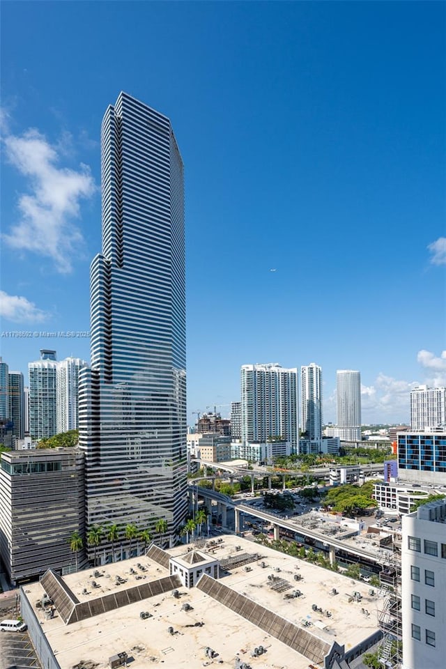 151 SE 1st St Unit 1610, Miami, FL 33131 - skyline view