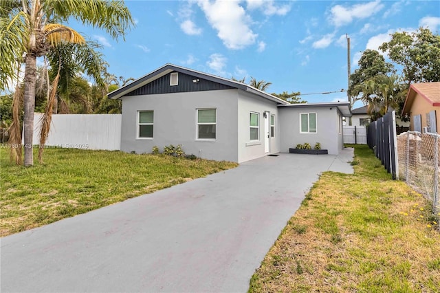 1199 Highland Rd, Lake Worth, FL 33462 - photo 1