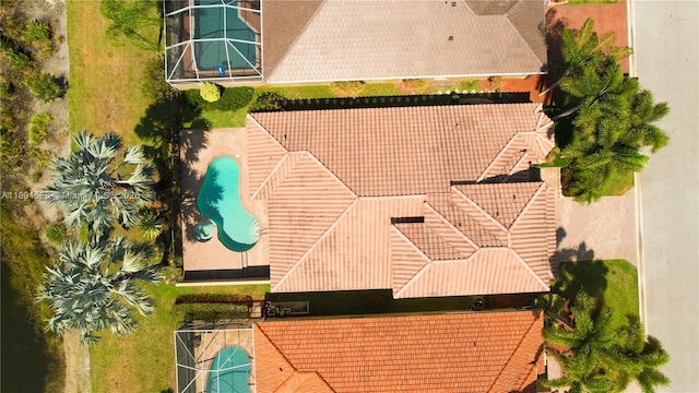 4940 Gateway Gardens Dr, Boynton Beach, FL 33436 - bird's eye view of a pool
