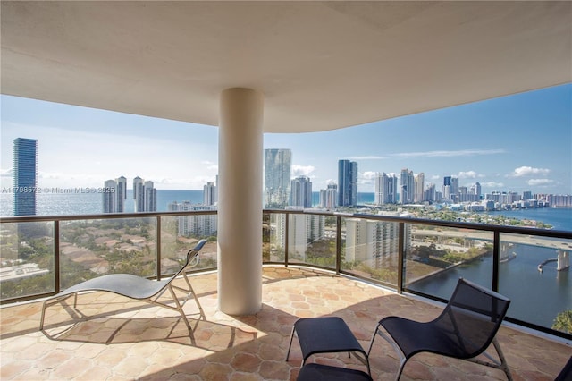 19667 Turnberry Way Unit 27-K, Aventura, FL 33180 - balcony featuring a skyline view and a water view