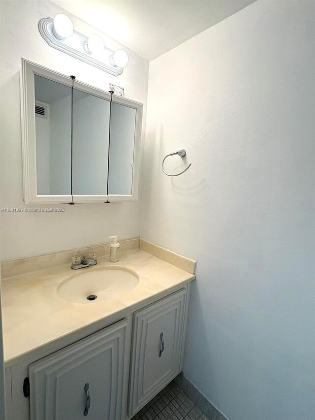 1000 Parkview Dr Unit 605, Hallandale Beach, FL 33009 - photo 23