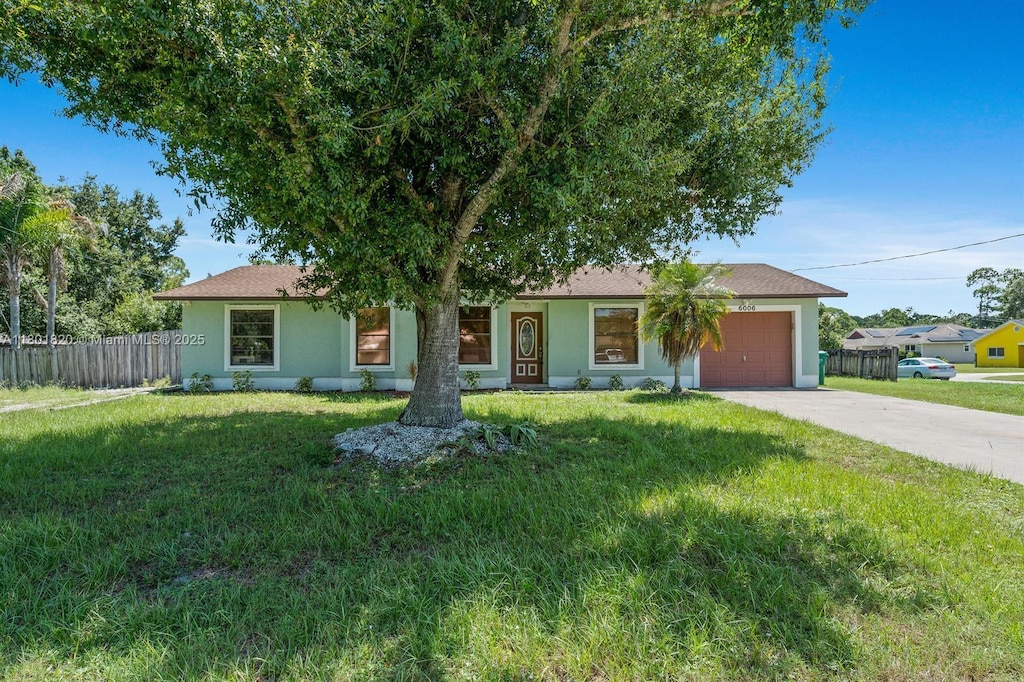 6006 Lantana Dr, Fort Pierce, FL 34951 - photo 1