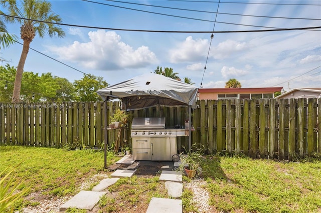 6400 Sheridan St, Hollywood, FL 33024 - view of yard featuring fence