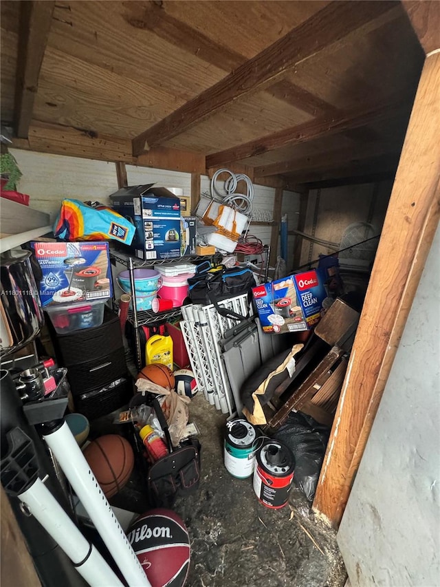 8098 NW 99th Ter, Hialeah Gardens, FL 33016 - view of storage