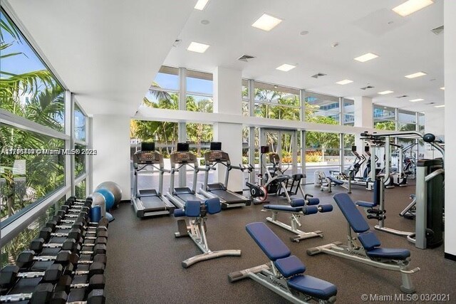 2950 NE 188th St Unit 441, Aventura, FL 33180 - photo 17