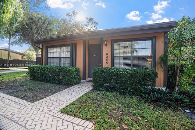 10300 Laurel Ct, Pembroke Pines, FL 33026 - view of front of house