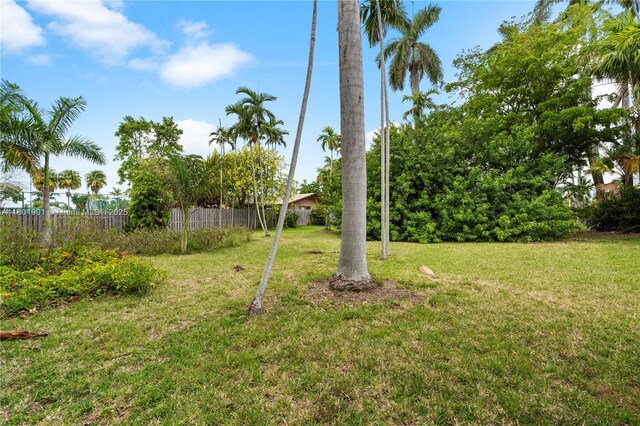 1018 S Northlake Dr, Hollywood, FL 33019 - photo 16
