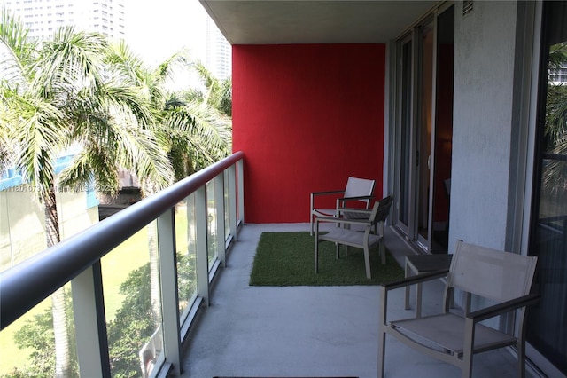2602 E Hallandale Beach Blvd Unit R408, Hallandale Beach, FL 33009 - view of balcony
