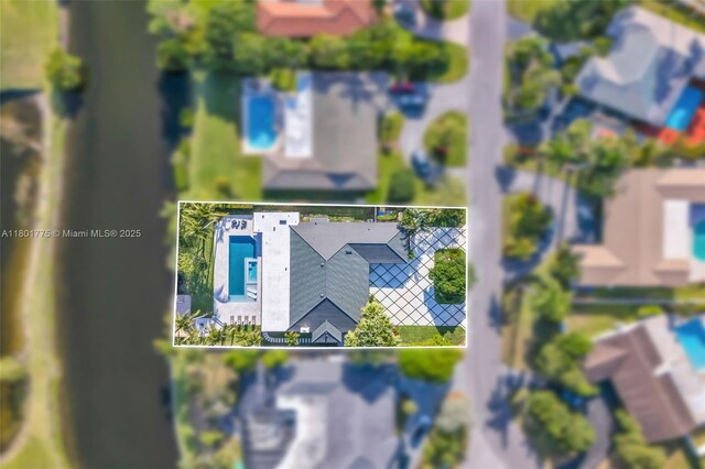 4430 Casper Ct, Hollywood, FL 33021 - aerial overview of property's location with property parcel outlined