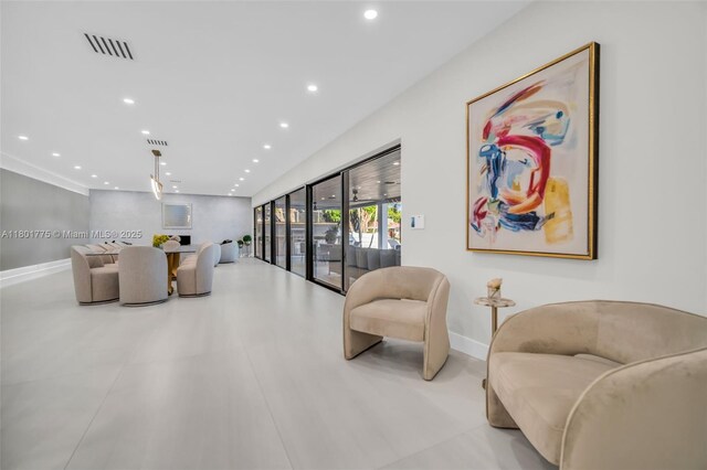 4430 Casper Ct, Hollywood, FL 33021 - common area featuring recessed lighting