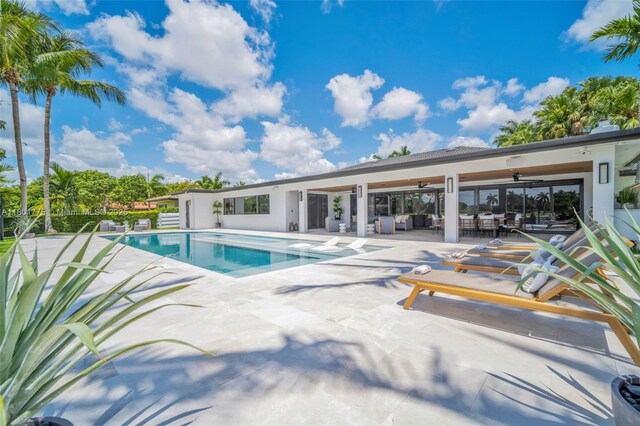 4430 Casper Ct, Hollywood, FL 33021 - outdoor pool featuring a patio area, ceiling fan, and outdoor lounge area