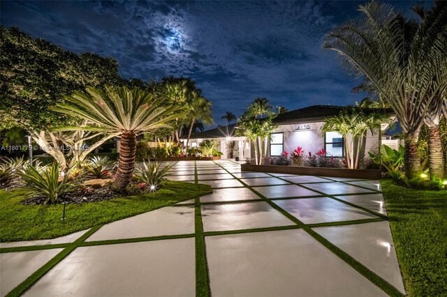 4430 Casper Ct, Hollywood, FL 33021 - view of front of home featuring stucco siding