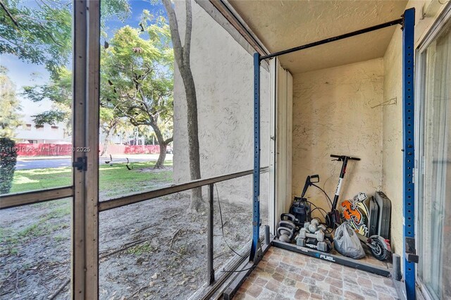 8504 Old Country Mnr Unit 205, Davie, FL 33328 - detailed view of a textured wall