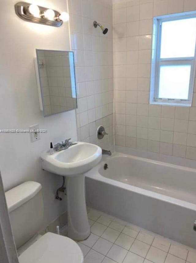315 NW 84th Ter Unit 315, Miami, FL 33150 - photo 3