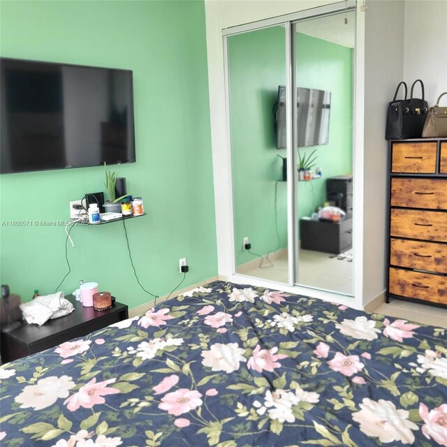 800 Parkview Dr Unit 619, Hallandale Beach, FL 33009 - bedroom featuring a closet and carpet flooring