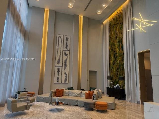 5350 NW 84th Ave Unit 1207, Doral, FL 33166 - community lobby featuring a towering ceiling