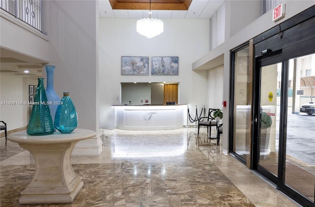 6061 Collins Ave Unit 7D, Miami Beach, FL 33140 - welcome area featuring a high ceiling