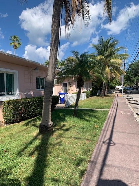 1785 Calais Dr Unit 7, Miami Beach, FL 33141 - view of grassy yard