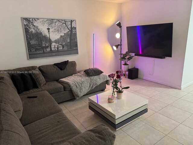 467 Golden Isles Dr Unit 307, Hallandale Beach, FL 33009 - photo 2