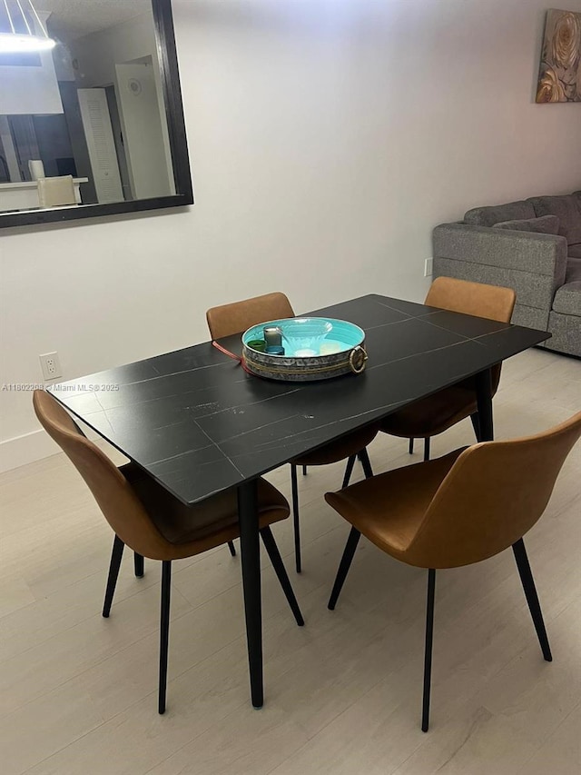 17150 N Bay Rd Unit 2218, Sunny Isles Beach, FL 33160 - dining space featuring light flooring