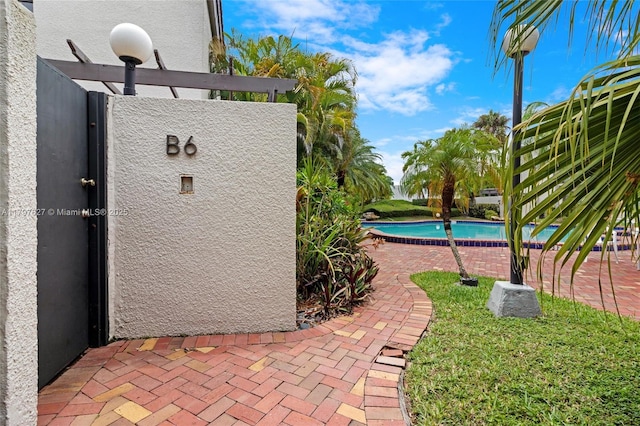 4718 SW 67th Ave Unit B6, Miami, FL 33155 - view of outdoor pool