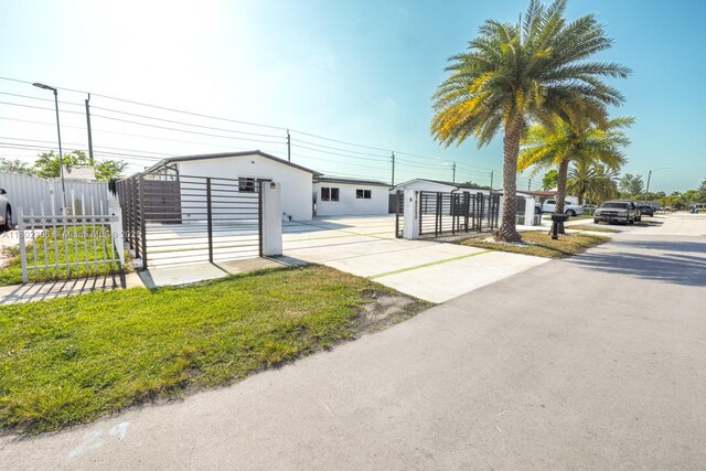 18250 NW 86th Ave, Hialeah, FL 33015 - photo 2