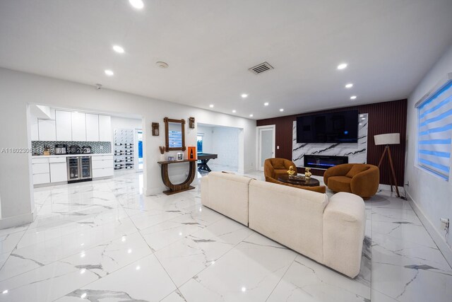 18250 NW 86th Ave, Hialeah, FL 33015 - photo 4