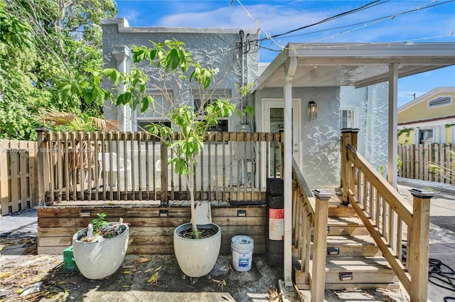 38 NW 47th Ter, Miami, FL 33127 - wooden terrace with fence