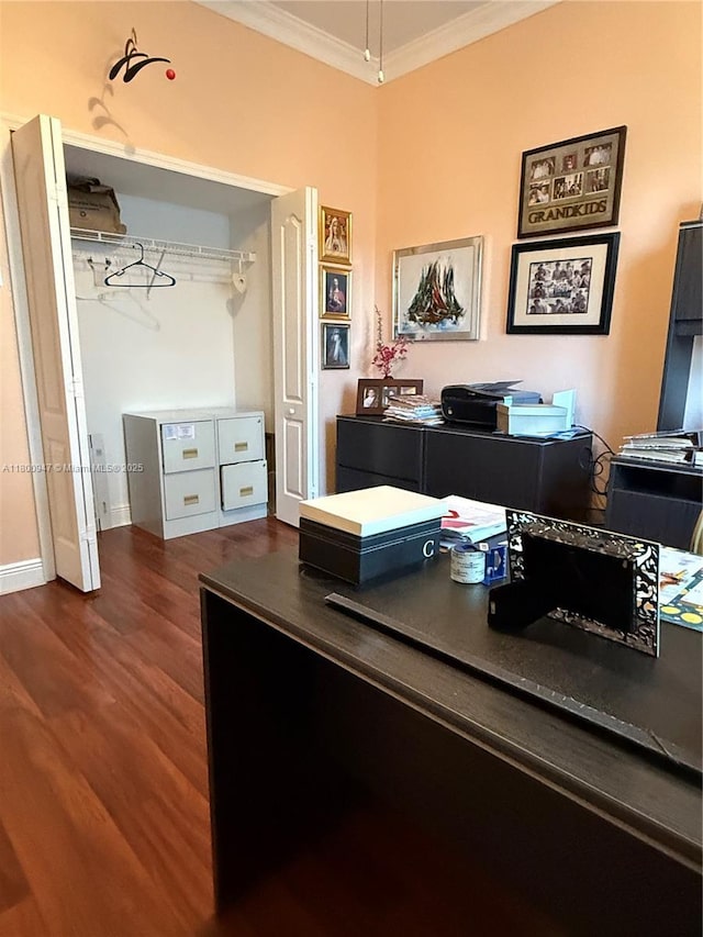 8943 NW 174th St, Hialeah, FL 33018 - home office featuring crown molding, dark wood-style flooring, and baseboards