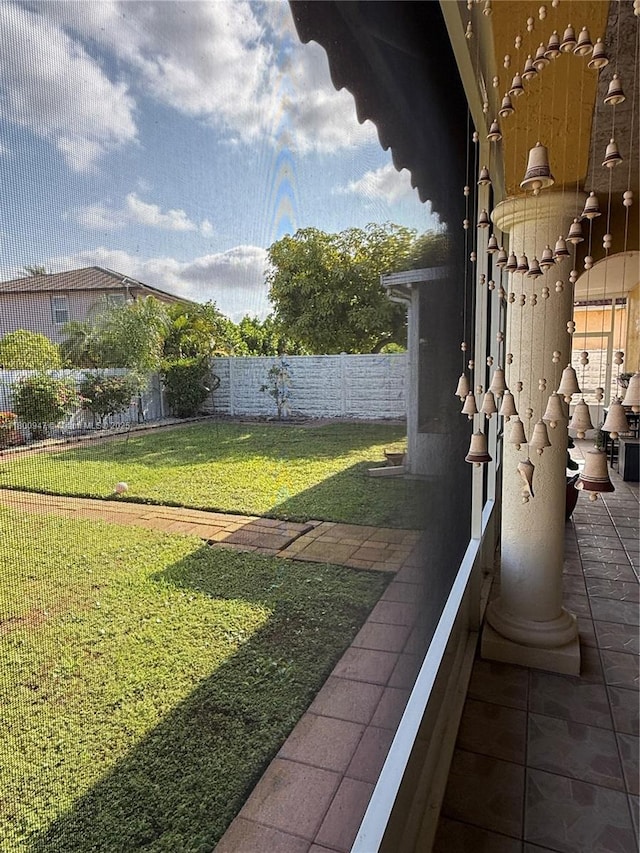 8943 NW 174th St, Hialeah, FL 33018 - view of yard