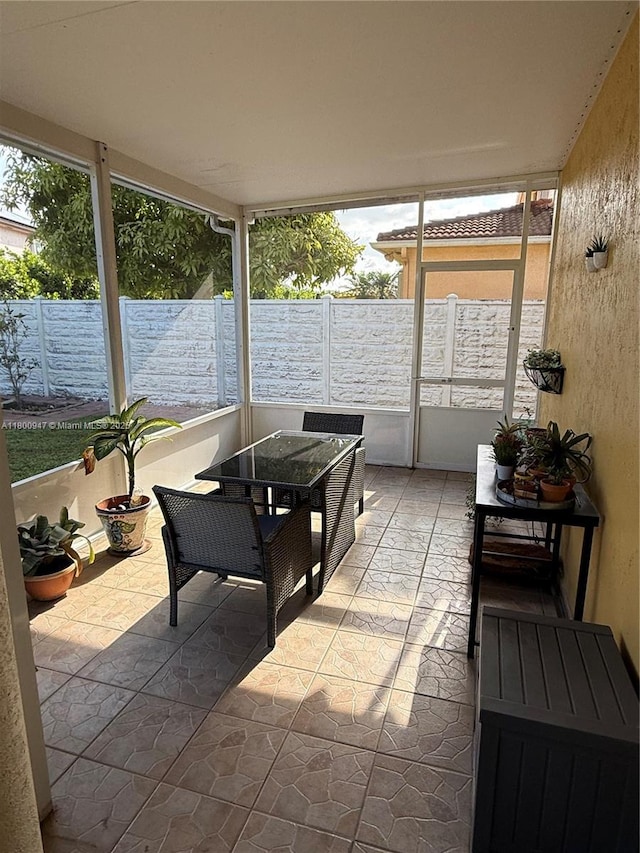 8943 NW 174th St, Hialeah, FL 33018 - view of sunroom / solarium