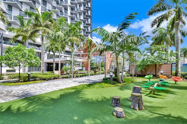 8301 NW 41st St Unit B-303, Doral, FL 33166 - view of home's community
