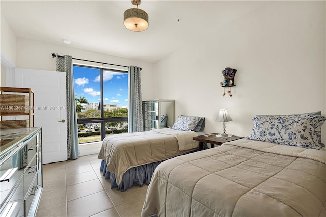 8301 NW 41st St Unit B-303, Doral, FL 33166 - bedroom featuring light tile patterned floors