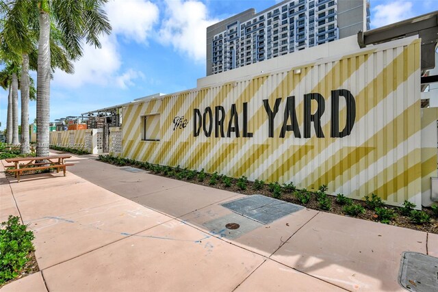 8301 NW 41st St Unit B-303, Doral, FL 33166 - view of community sign