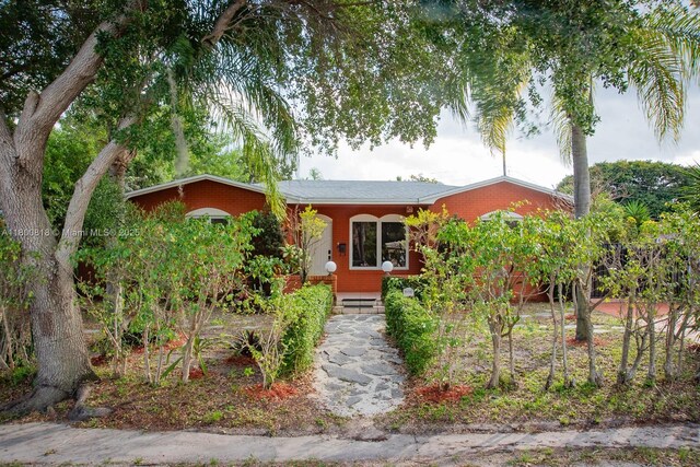 16910 NE 8th Ct, North Miami Beach, FL 33162 - photo 2